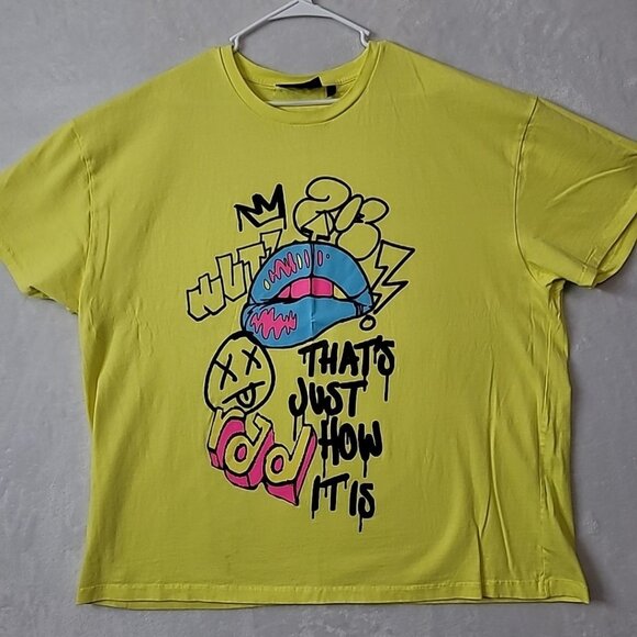 No Boundaries Mens 3X Large Tshirt Neon Yellow Oversized Airbrush Street Art Y2K - Picture 1 of 12